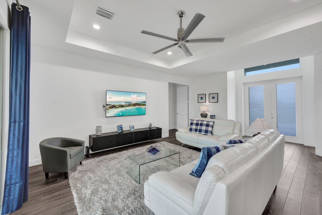 406 SW 28th St, Cape Coral, FL 33914