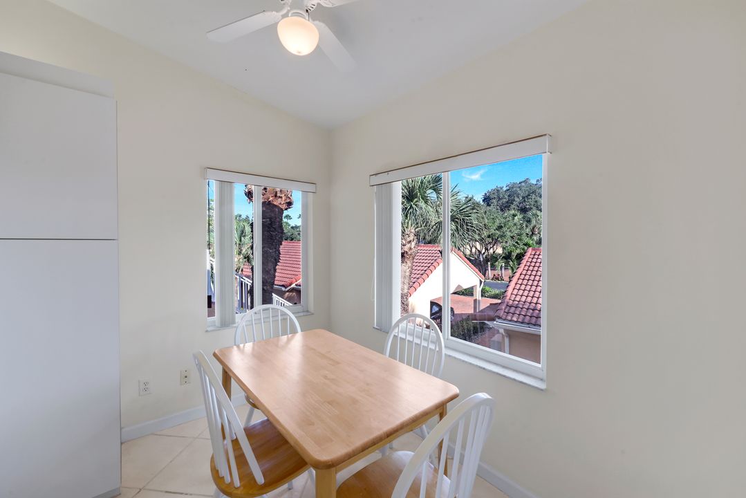 1660 Windy Pines Dr #4, Naples, FL 34112