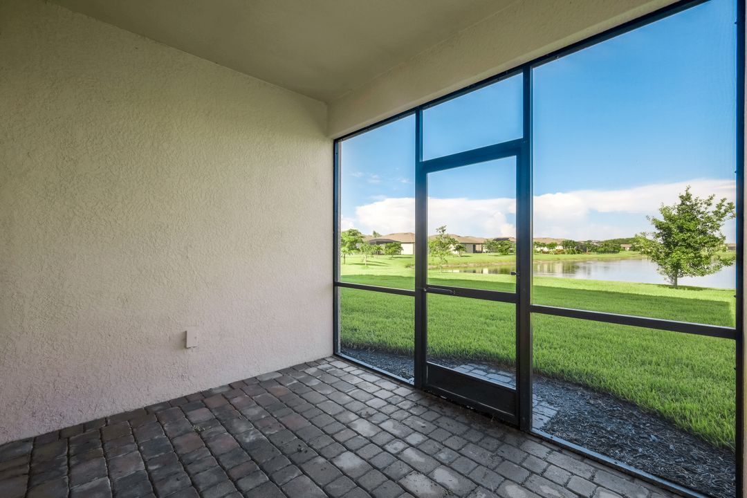 14453 Vindel Cir, Fort Myers, FL 33905