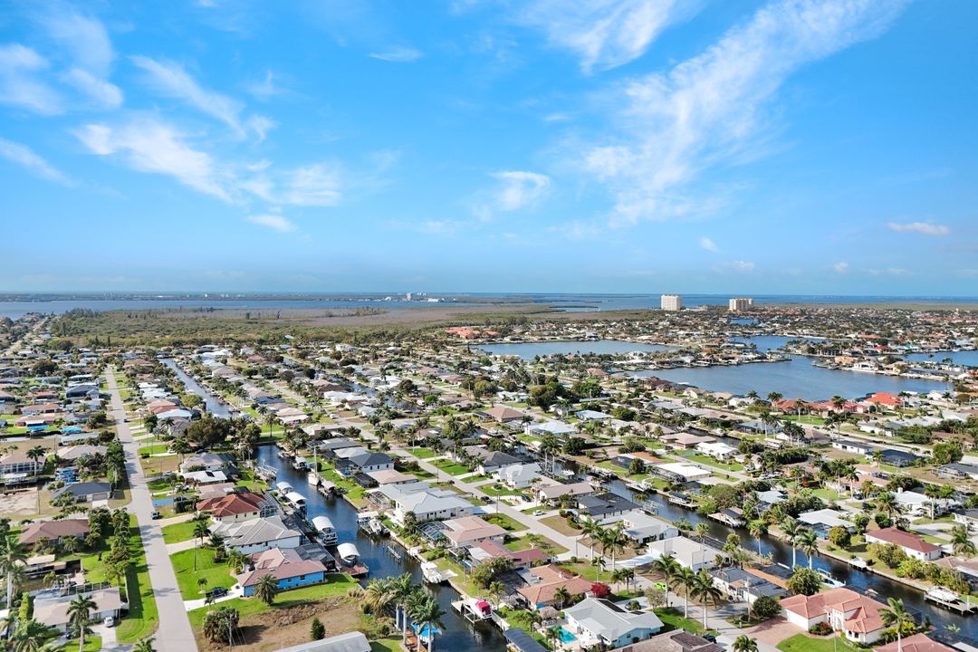 5130 SW 2nd Pl, Cape Coral, FL 33914