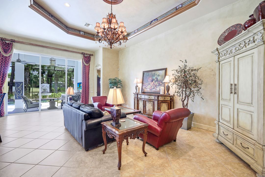 28600 Pienza Ct, Bonita Springs, FL 34135
