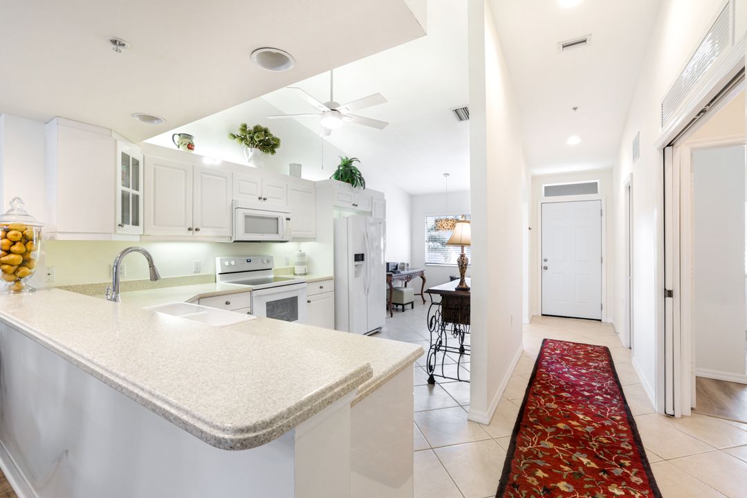 2347 Hidden Lake Ct #6, Naples, FL 34112