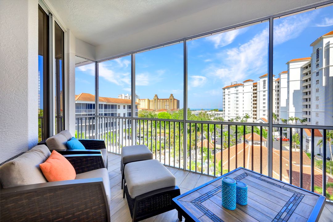 460 Launch Cir #604, Naples, FL 34108