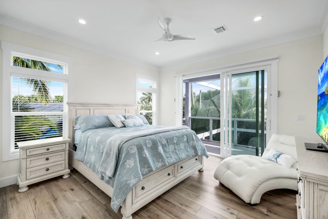 1376 Jamaica Dr, Sanibel, FL 33957