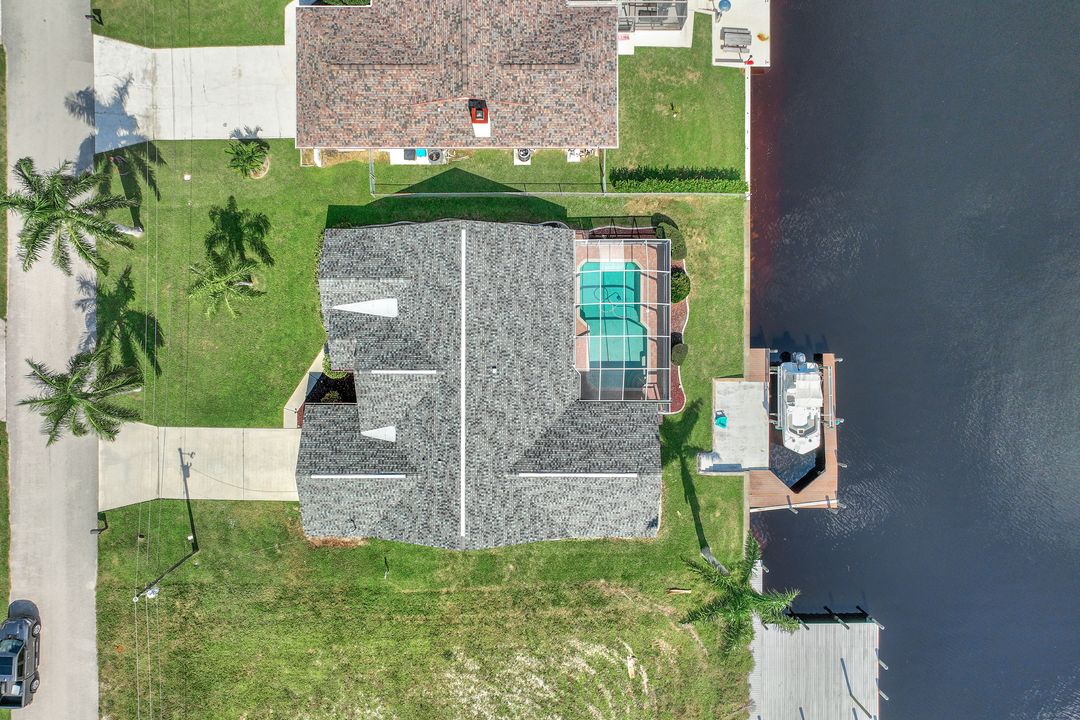 2137 SE 19th Ave, Cape Coral, FL 33990