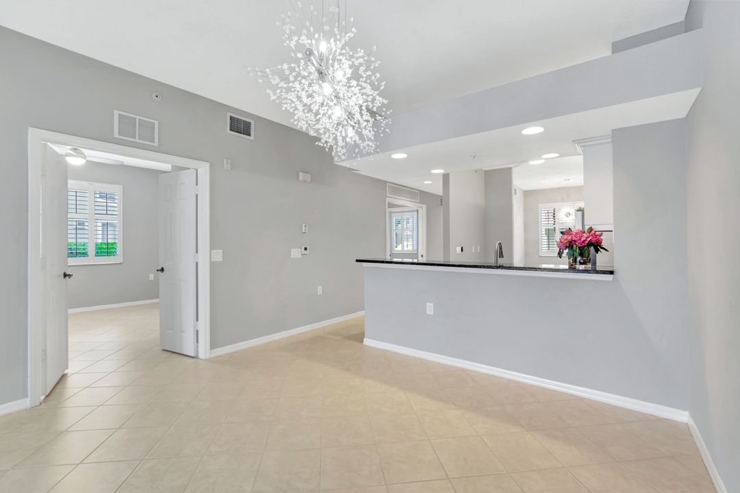 2386 Magnolia Ave #15, Naples, FL 34112