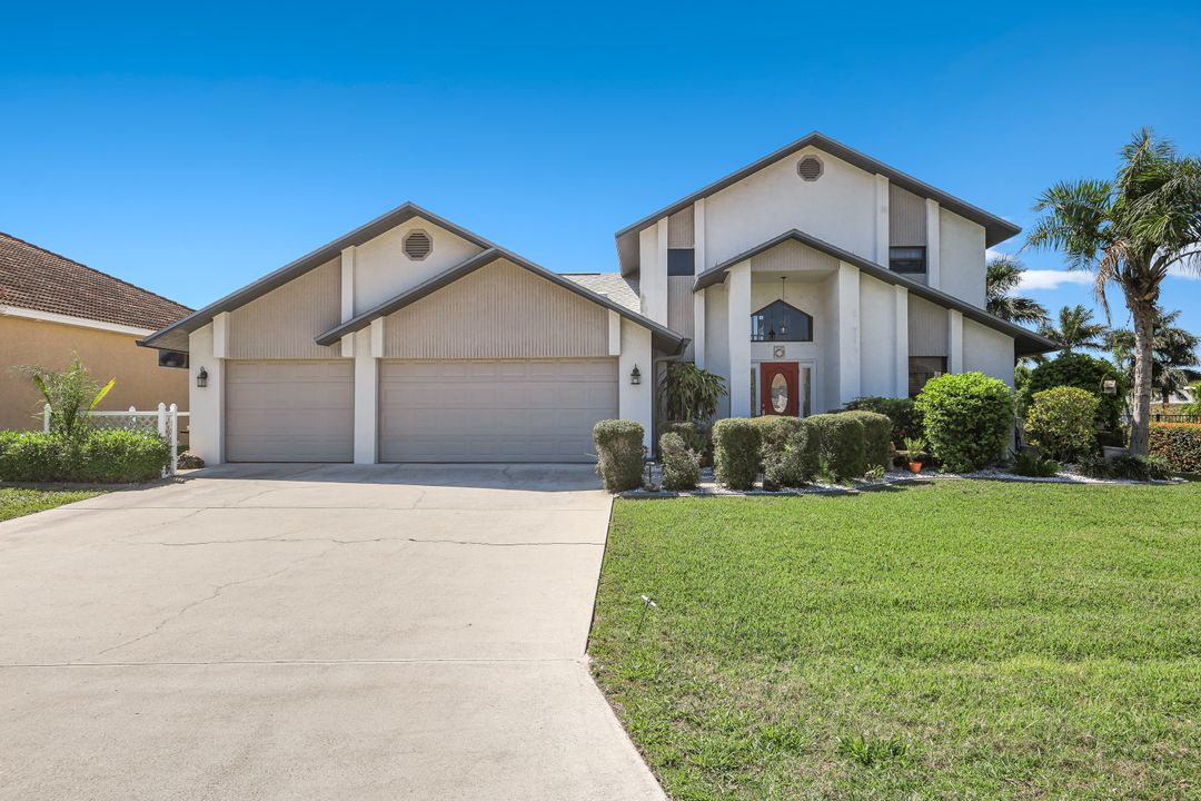 1904 SE 36th Terrace, Cape Coral, FL 33904