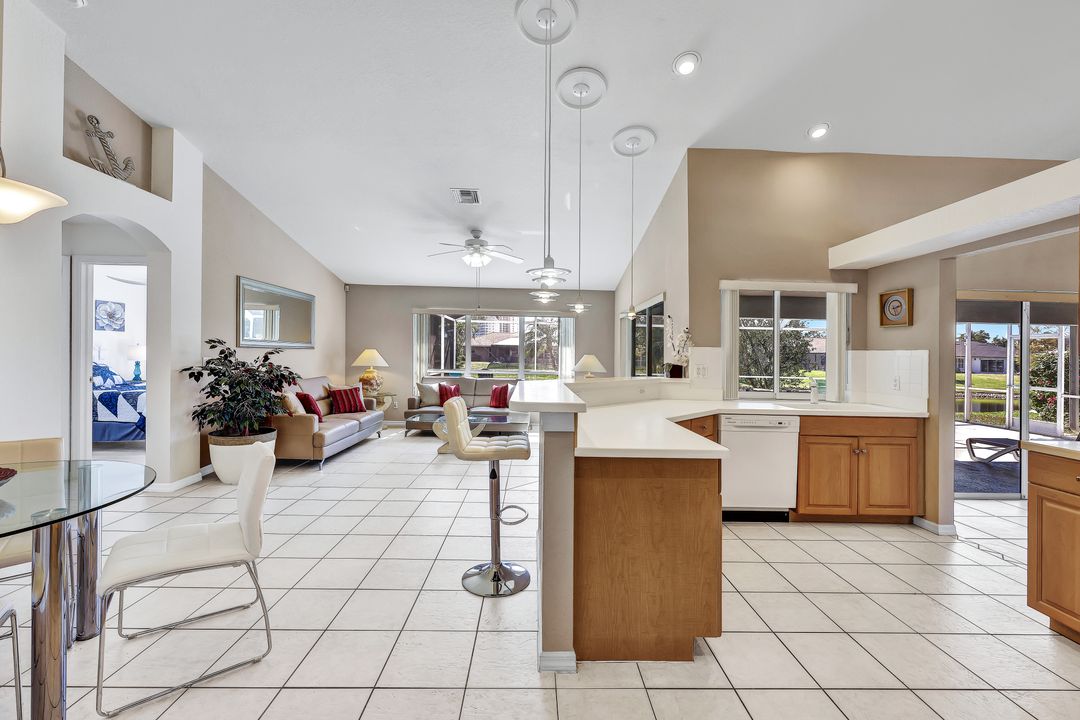 1046 SW 57th St, Cape Coral, FL 33914