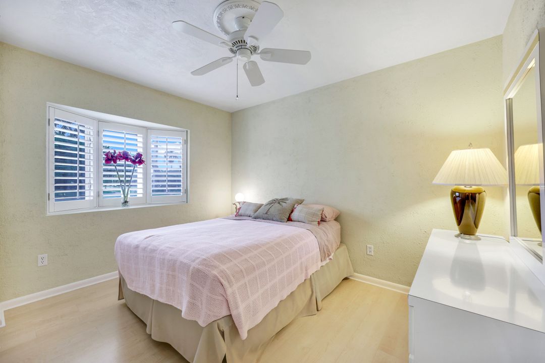 1268 Laurel Ct, Marco Island, FL 34145