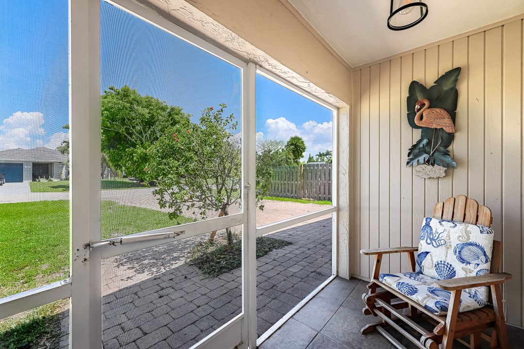 764 104th Ave N, Naples, FL 34108