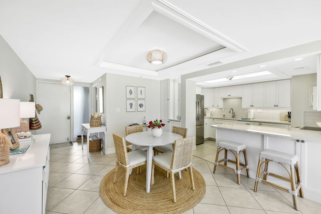 3443 Gulf Shore Blvd N #3044, Naples, FL 34103