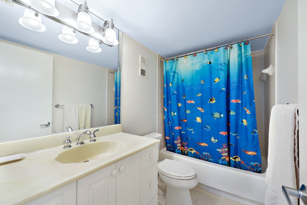 320 Seaview Ct #307, Marco Island, FL 34145