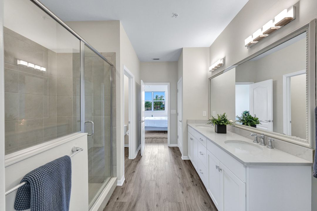 2344 Sheen Ln, Naples, FL 34120