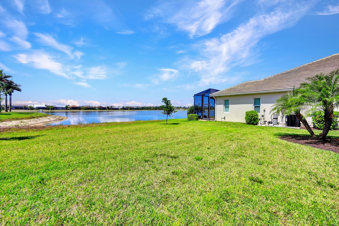 14704 Kelson Cir, Naples, FL 34114