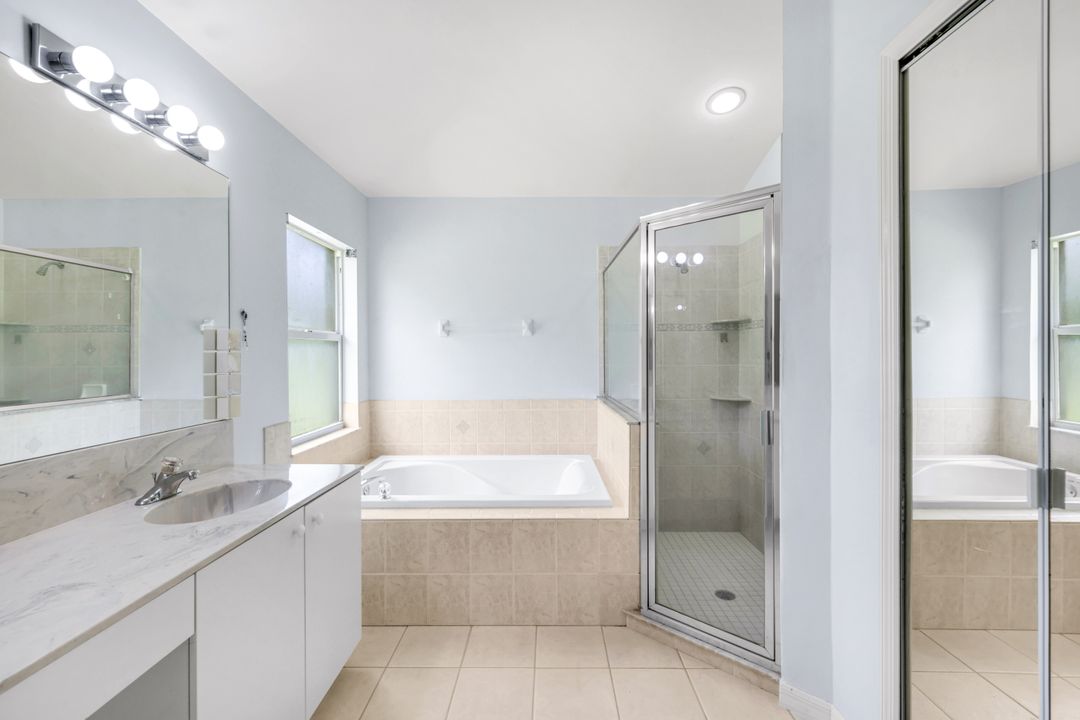 25566 Luci Dr, Bonita Springs, FL 34135
