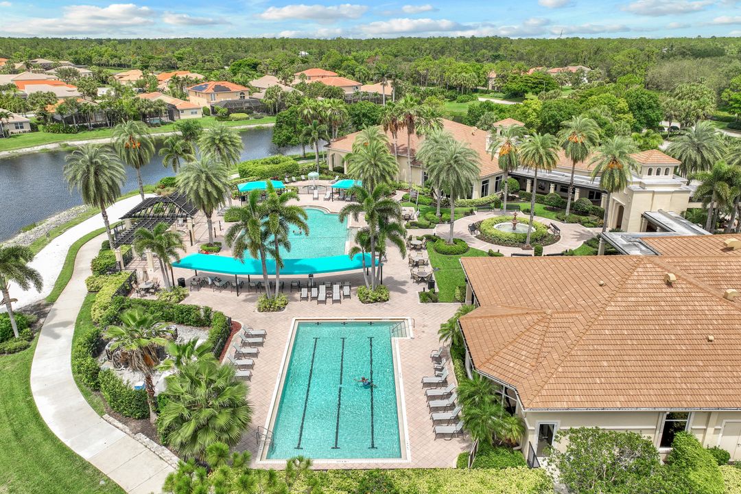 2179 Canary Island Cove, Naples, FL 34119