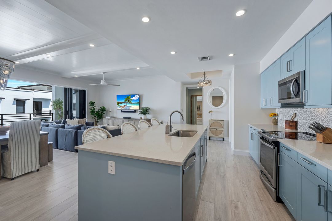 1111 Central Ave #514, Naples, FL 34102