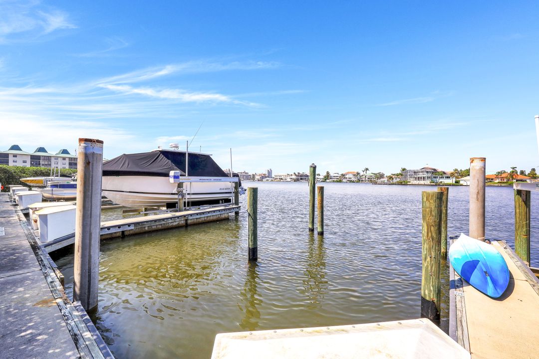 410 Flagship Dr #504, Naples, FL 34108