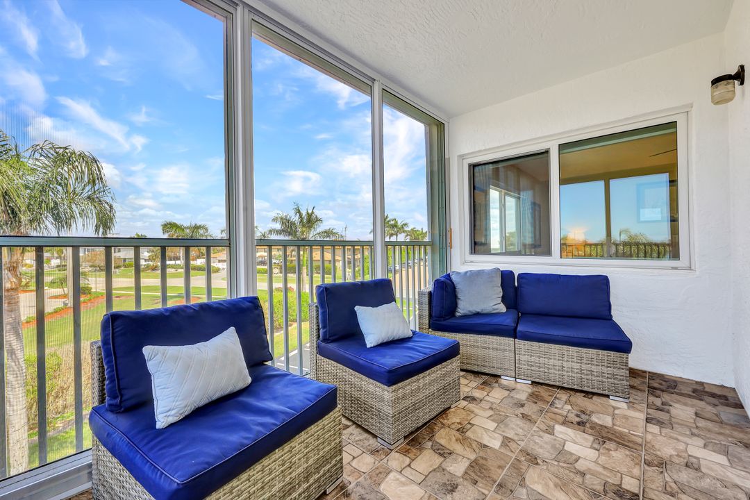 711 W Elkcam Cir #307, Marco Island, FL 34145