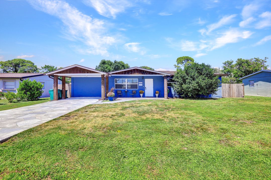 4019 Estey Ave, Naples, FL 34104
