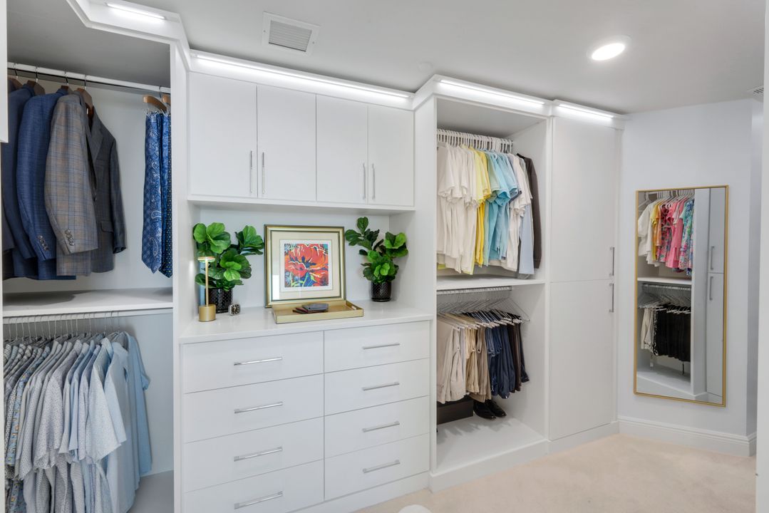 275 Indies Way #1503, Naples, FL 34110