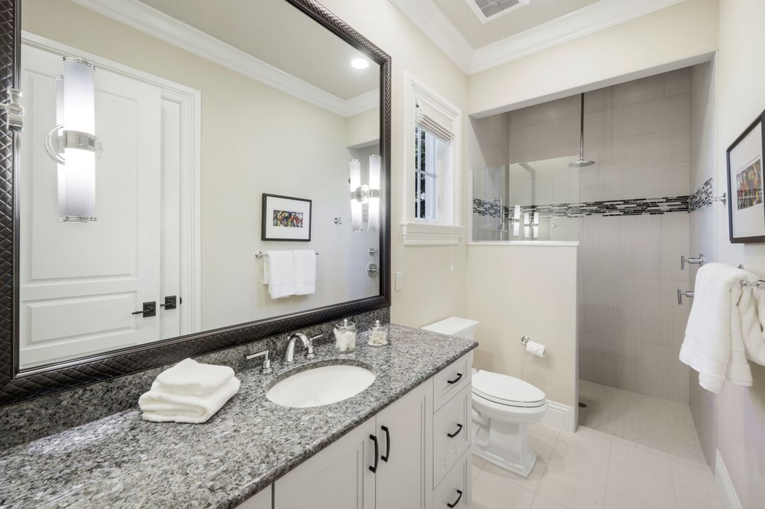 3122 Dahlia Way, Naples, FL 34105