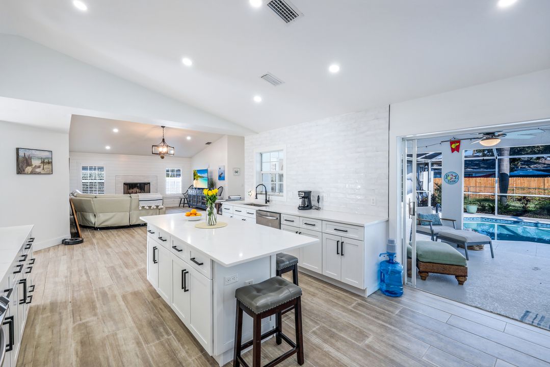 3512 SE 3rd Pl, Cape Coral, FL 33904