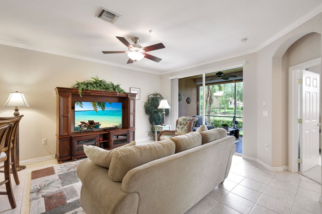 9611 Spanish Moss Way #3713, Bonita Springs, FL 34135