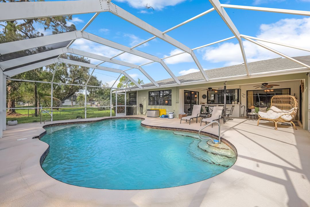 212 Maple Ave N, Lehigh Acres, FL 33936