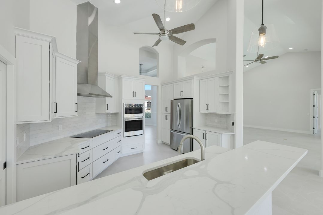 1524 SW 56th Terrace, Cape Coral, FL 33914