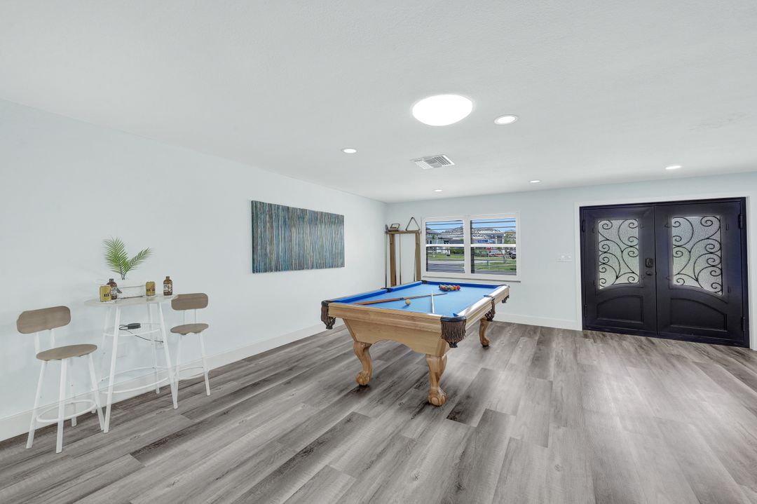 318 Castaways St, Marco Island, FL 34145