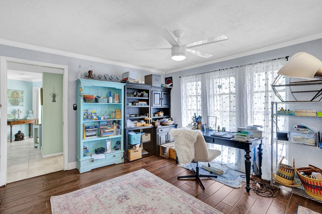 208 Baltusrol Dr, Naples, FL 34113