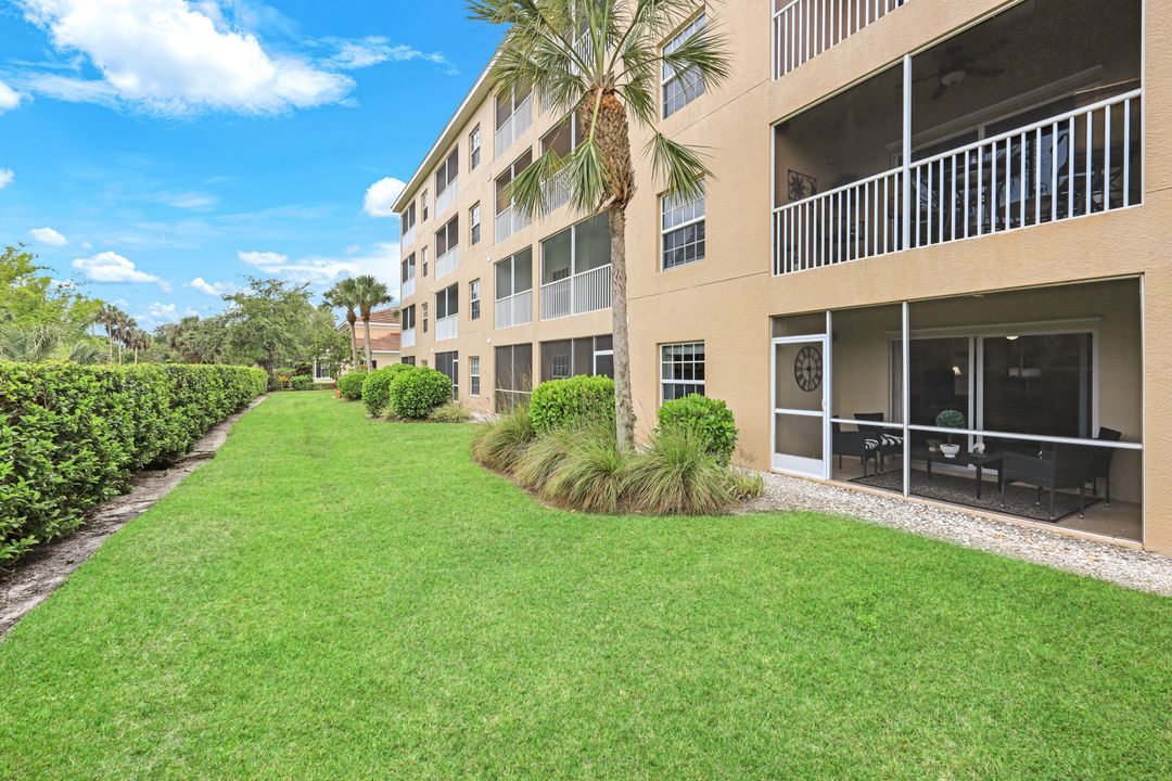 4455 Botanical Pl Cir #103, Naples, FL 34112