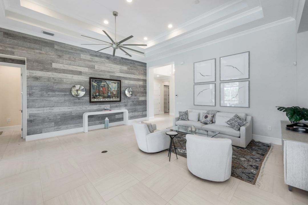5798 Anegada Dr, Naples, FL 34113
