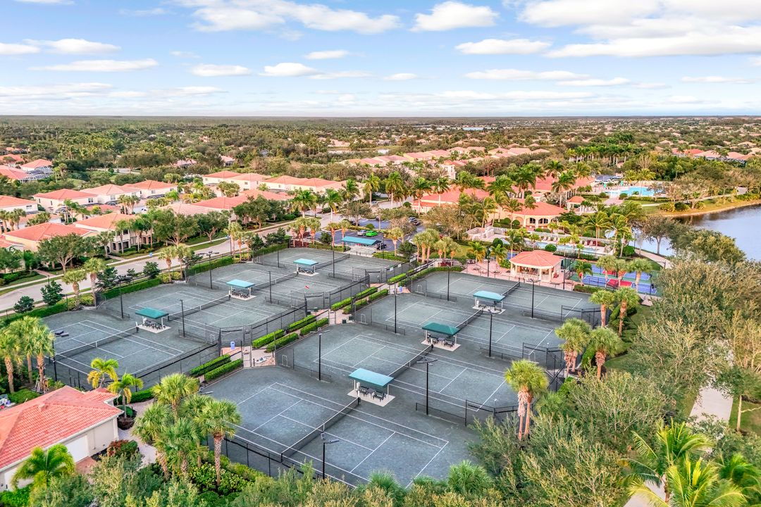 28832 Vermillion Ln, Bonita Springs, FL 34135