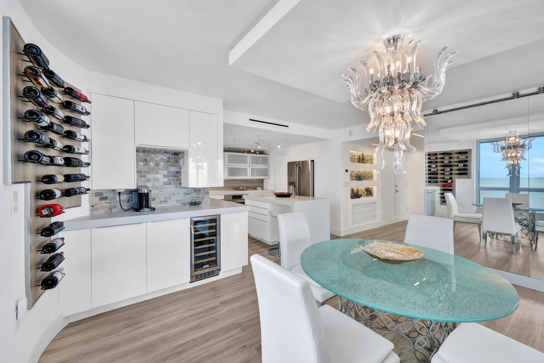 3115 Gulf Shore Blvd N #205-S, Naples, FL 34103