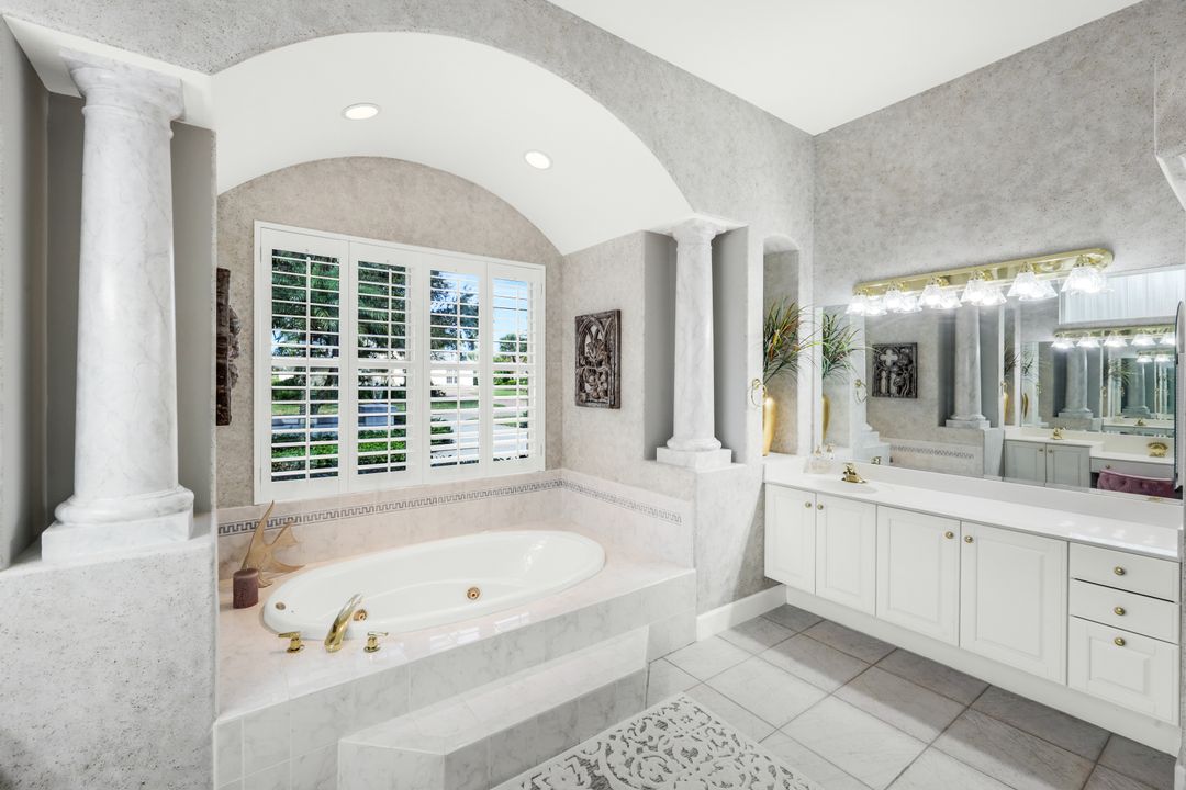 24351 Woodsage Dr, Bonita Springs, FL 34134