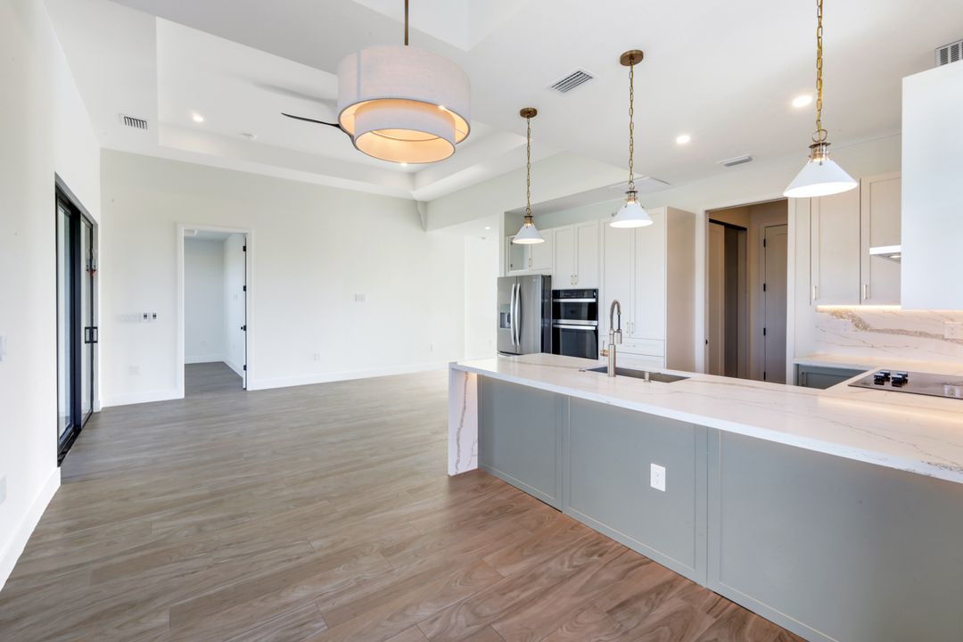 7 Sunflower Dr, Placida, FL 33946