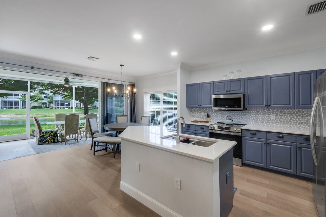 6355 Lexington Ct #102, Naples, FL 34110