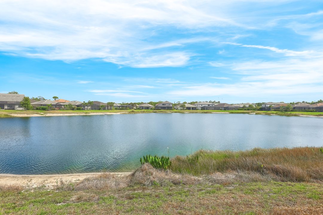 3927 Black Eagle Ln, Fort Myers, FL 33966