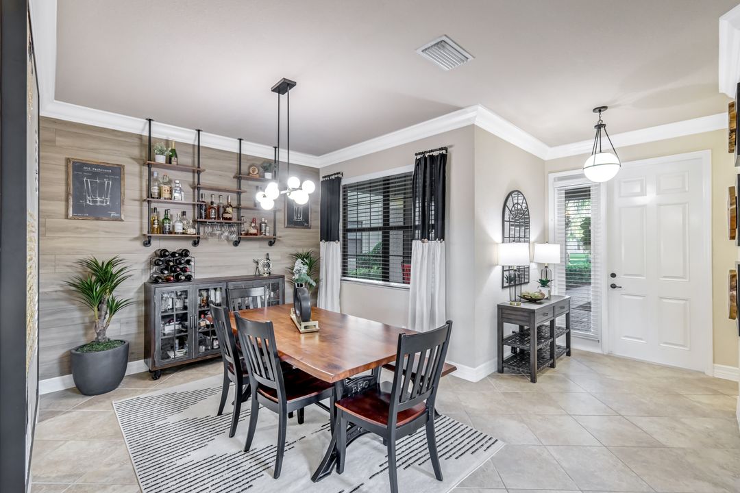 11732 Meadowrun Cir, Fort Myers, FL 33913