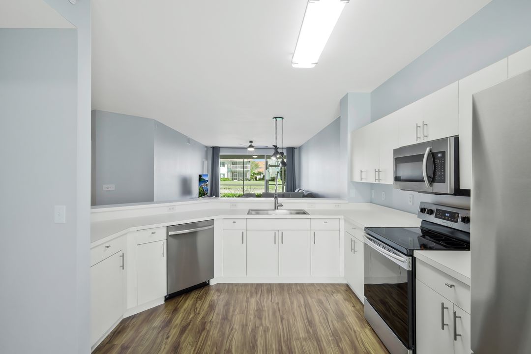 5135 Cobble Creek Ct #102, Naples, FL 34110