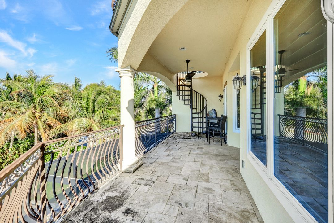 4806 Regal Dr, Bonita Springs, FL 34134