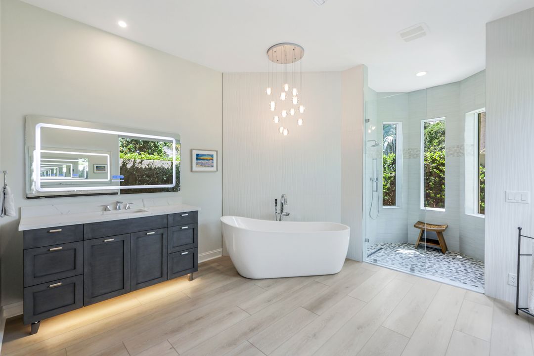 3616 Glenwater Ln, Bonita Springs, FL 34134