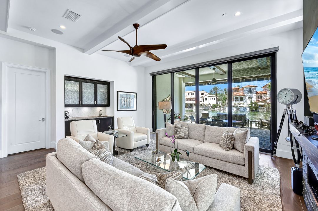 16504 Talis Park Dr, Naples, FL 34110