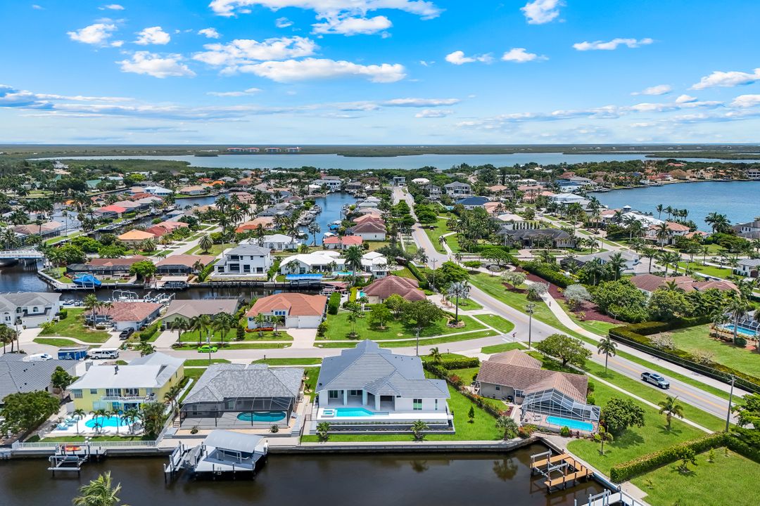 488 Capri Ct, Marco Island, FL 34145
