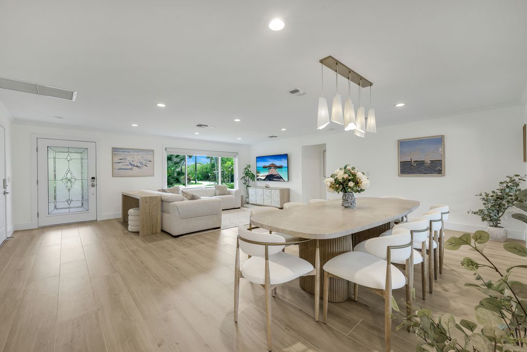 27098 Harbor Dr, Bonita Springs, FL 34135