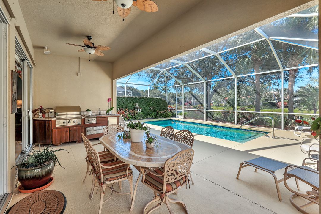 2914 Gilford Way, Naples, FL 34119