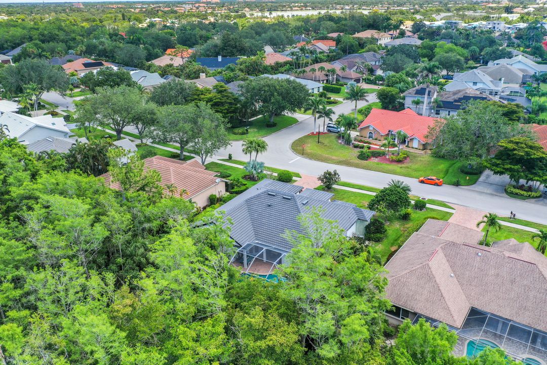 6689 Mill Run Rd, Naples, FL 34109