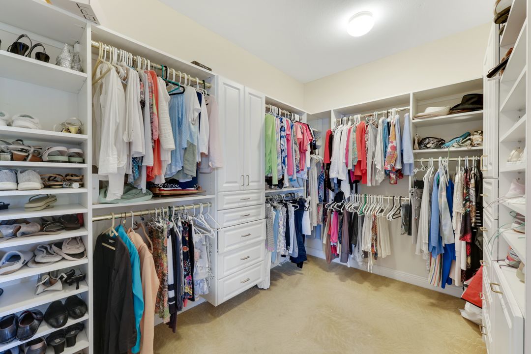 4805 Shinnecock Hills Ct #102, Naples, FL 34112